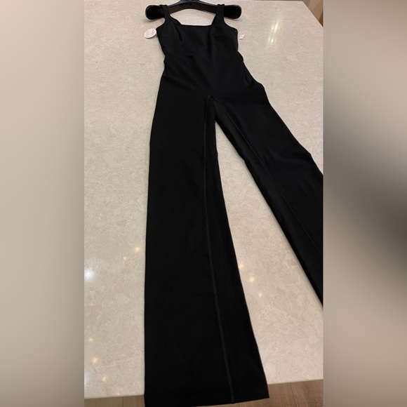 New SPANX Booty Boost Jumpsuit In Black Size XS - Picture 3 of 16